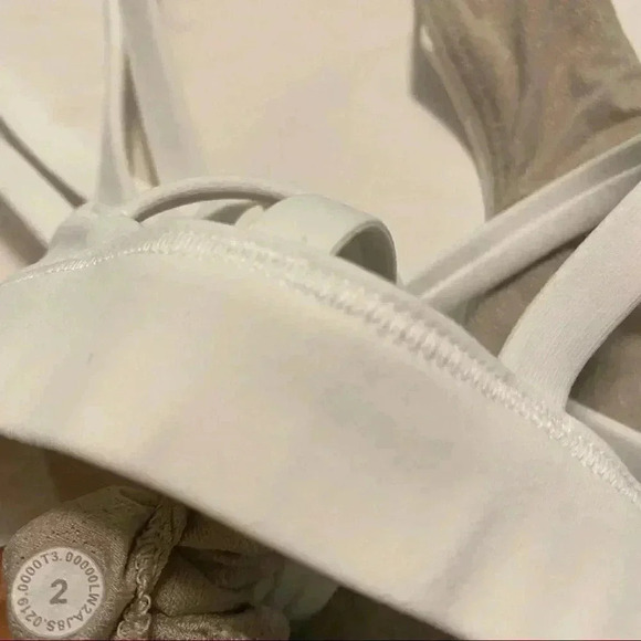 Lululemon Free to be serene Bra - Picture 7 of 7